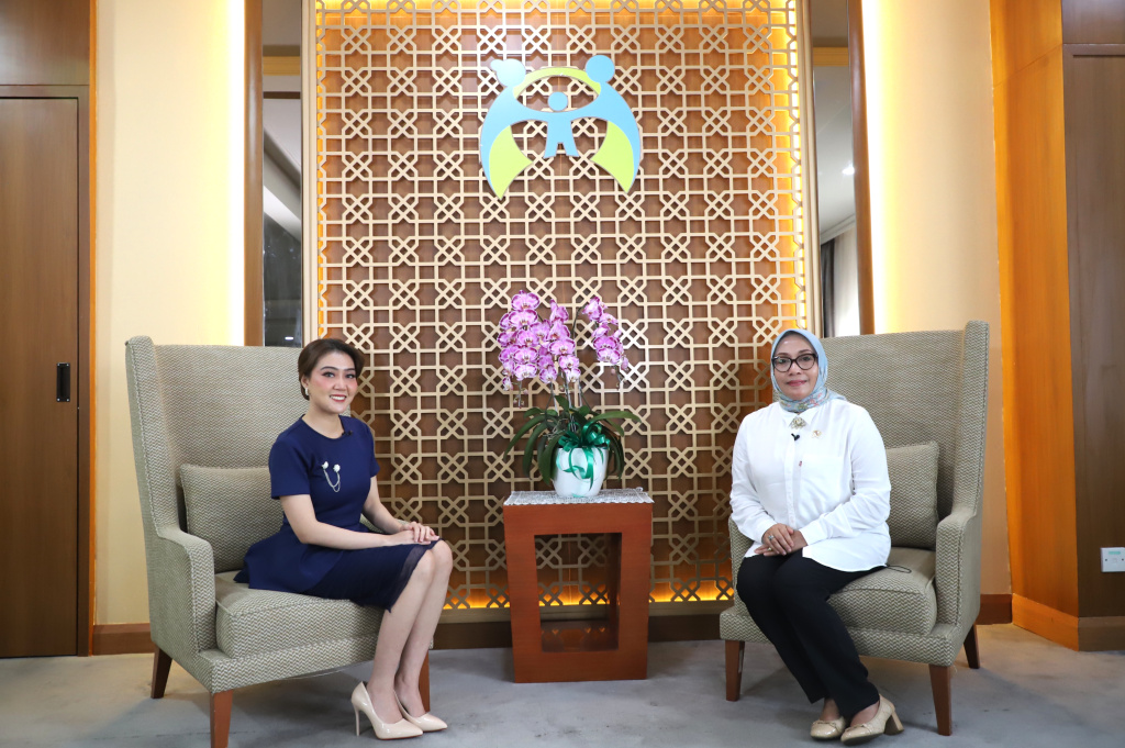 Jajaran Staf Redaksi SIN PO tv menggelar Audiensi bersama Menteri PPPA Ah Choiri Fauzi (Ashar/SinPo.id)fatul