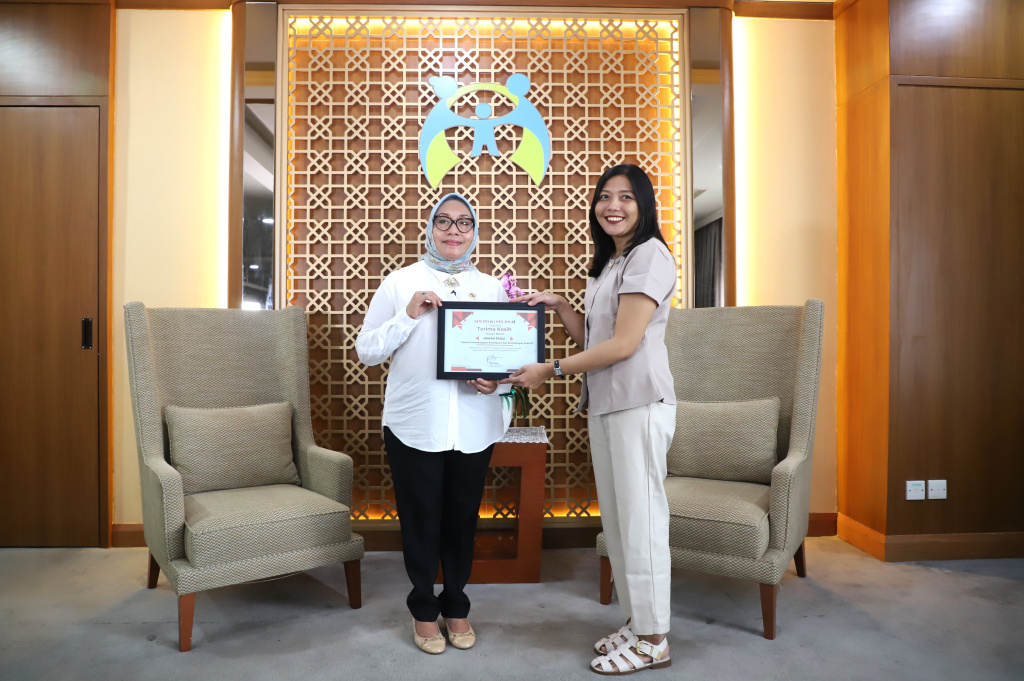 Jajaran Staf Redaksi SIN PO tv menggelar Audiensi bersama Menteri PPPA Ah Choiri Fauzi (Ashar/SinPo.id)fatul