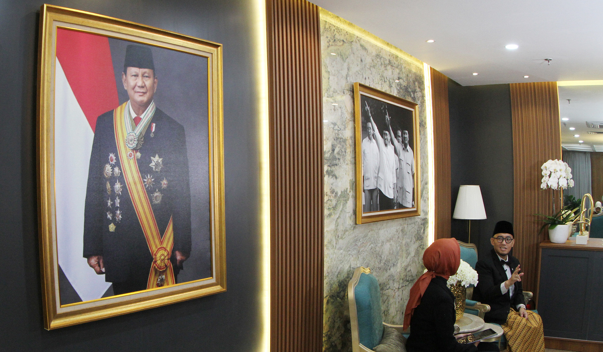 Wakil Menteri Haji dan Umrah RI Dahnil Anzar Simanjutak, saat menerima audiensi redaksi SinPo TV. (Agus Priatna/SinPo.id)