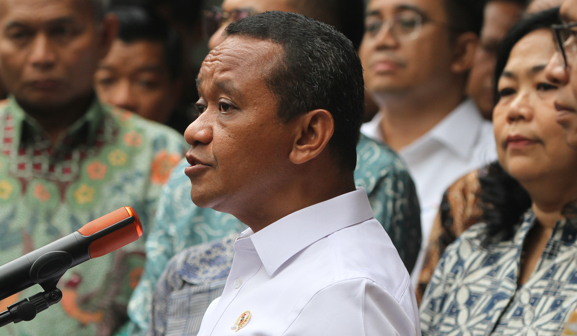 Menteri ESDM memberikan keterangan terkait kelangkaan bbm swasta. (Agus Priatna/SinPo.id)