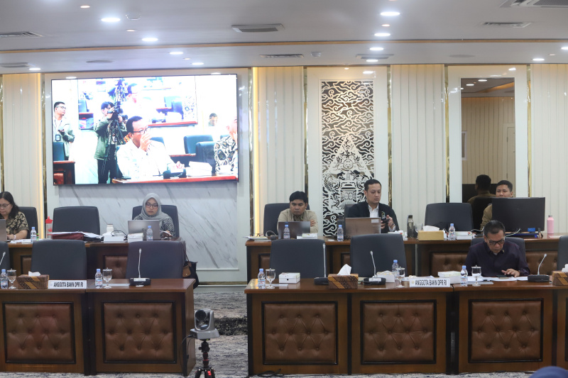 BAKN menggelar RDPU dengan BPKP membahas perhitungan kerugian keuangan negara atas kasus-kasus korupsi (Ashar/SinPo.id)