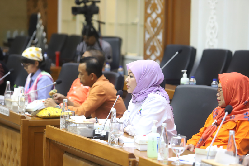 Ketua Baleg DPR Bob Hasan menggelar Pleno membahas penyusunan RUU tentang Perlindungan Pekerja Rumah Tangga (Ashar/SinPo.id)
