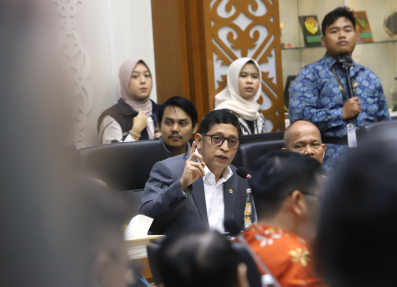 Baleg DPR gelar Rapat Pleno membahas penyusunan RUU tentang Perubaha Ketiga atas UU Nomor 4 Tahun 2009 tentang Mineral dan Batubara (Ashar/SinPo.id)