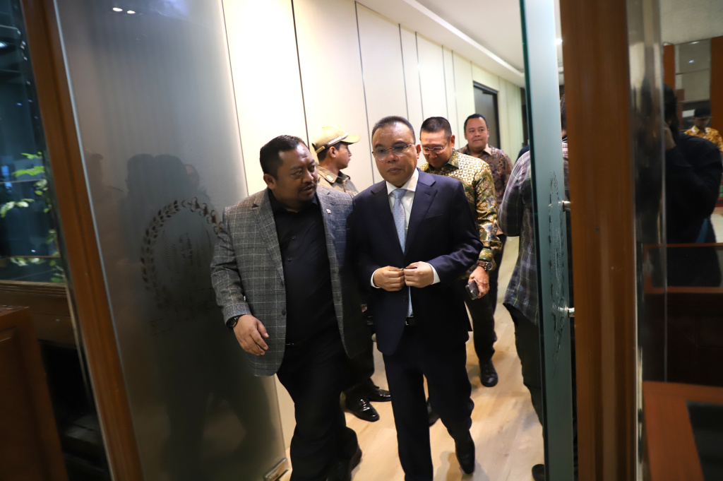 Baleg DPR gelar rapat membahas RUU Prioritas (Ashar/SinPo.id)