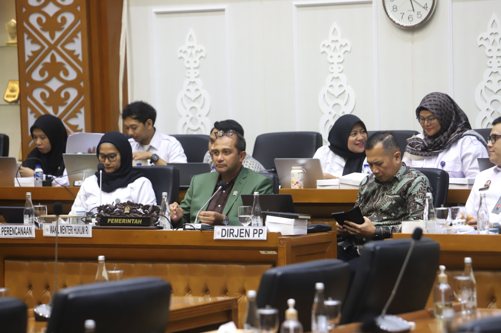 Baleg DPR gelar rapat membahas RUU Prioritas (Ashar/SinPo.id)