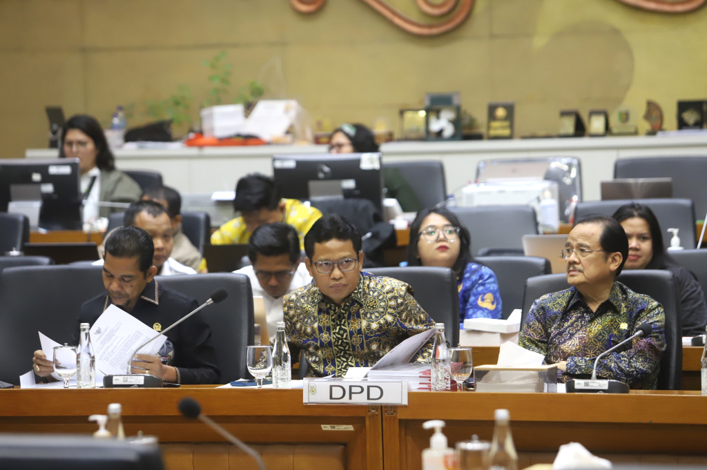 Baleg DPR gelar rapat membahas RUU Prioritas (Ashar/SinPo.id)