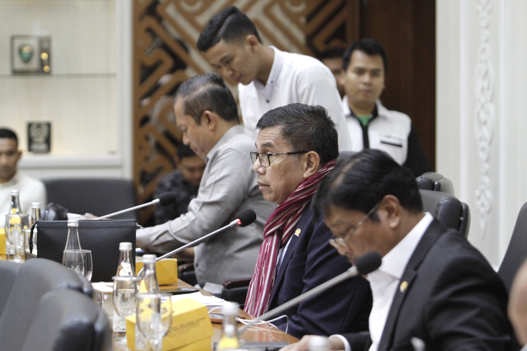 Badan Legislasi DPR RI gelar Rapat Panja tentang Perubahan Undang-Undang No 6 Tahun 2014 tentang perangkat Desa (Ashar/SinPo.id)