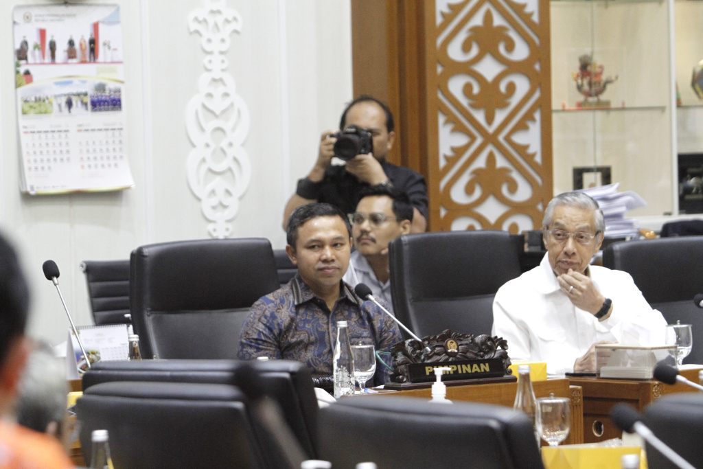 Badan Legislasi DPR RI gelar Rapat Panja tentang Perubahan Undang-Undang No 6 Tahun 2014 tentang perangkat Desa (Ashar/SinPo.id)