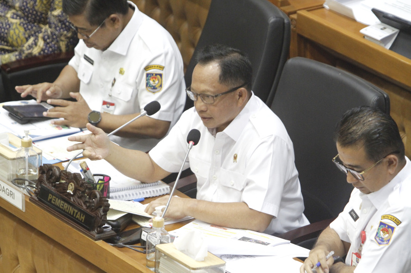 Baleg DPR RI gelar Rapat Pleno dengan Mendagri Tito Karnavian dan DPD RI membahas Perubahan RUU tentang Provinsi Daerah Khusus Jakarta (Ashar/SinPo.id)