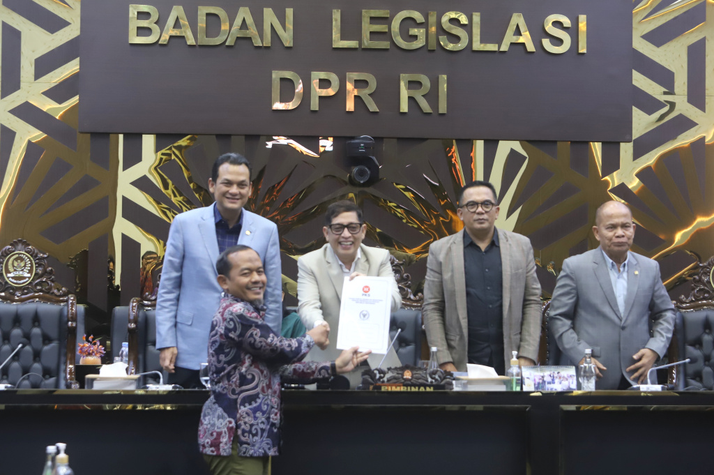 Baleg DPR menyetujui hasil penyusunan RUU tentang Pemerintahan Aceh (Ashar/SinPo.id)