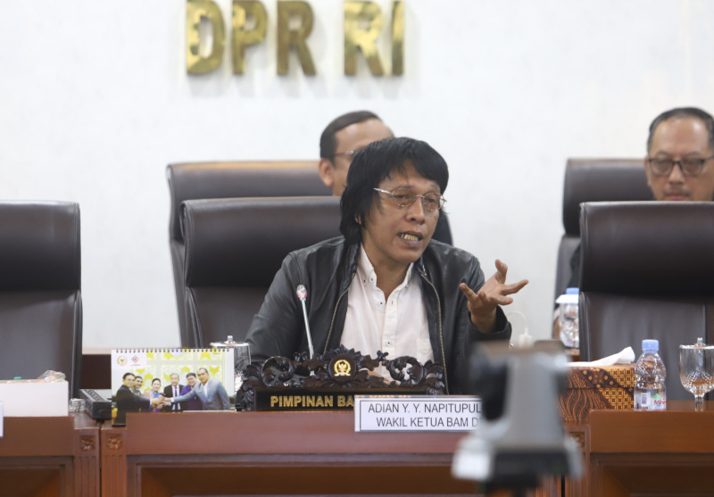 BAM DPR gelar RDPU dengan Koalisi Ojol membahas ketidakjelasan status pekerjaan dan hubungan kerja kemitraan dengan pihak perusahaan aplikator (Ashar/SinPo.id)