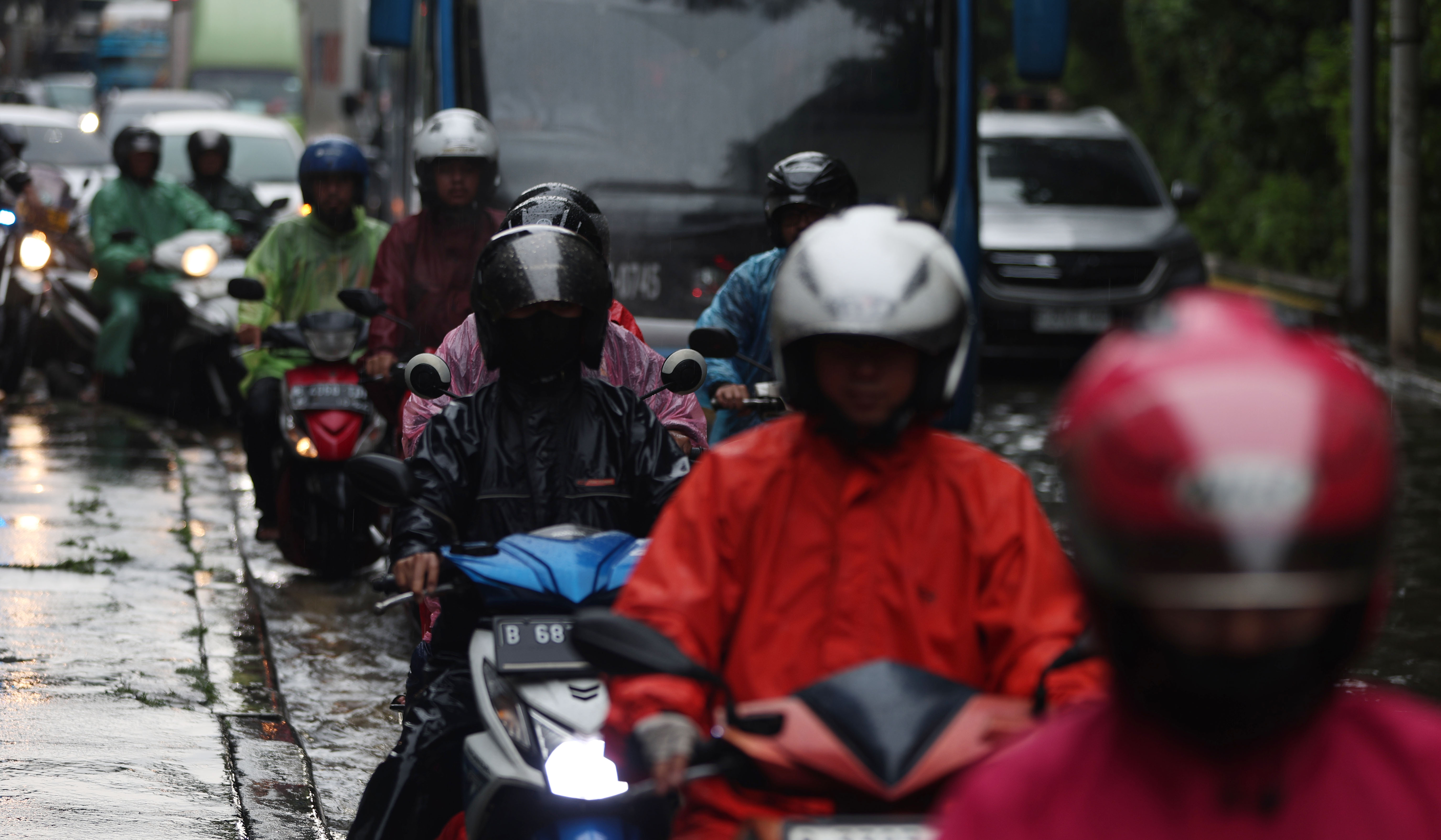 Banjir di kawasan Yos Sudarso, Jakarta. (Agus Priatna/SinPo.id)
