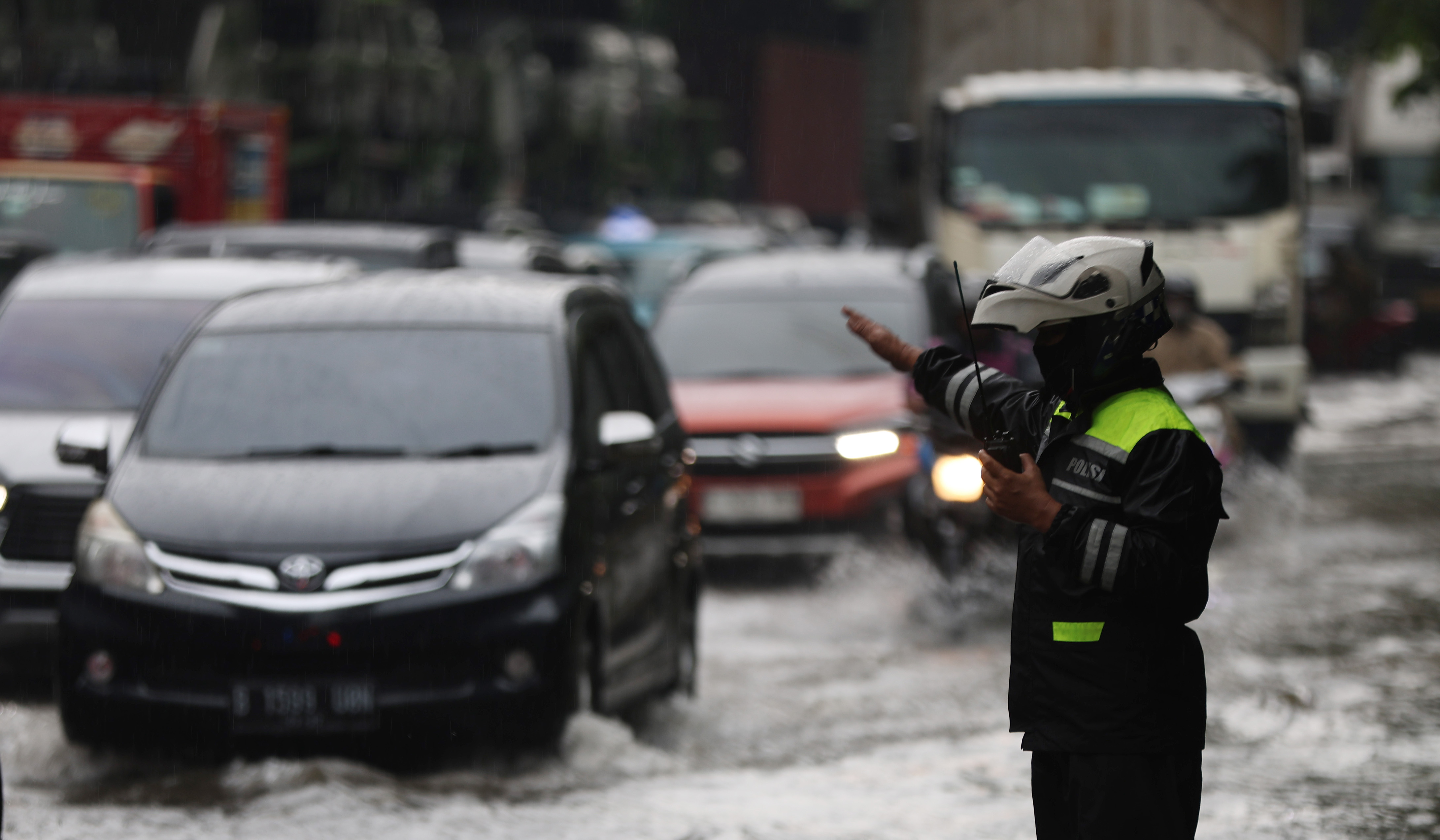 Banjir di kawasan Yos Sudarso, Jakarta. (Agus Priatna/SinPo.id)
