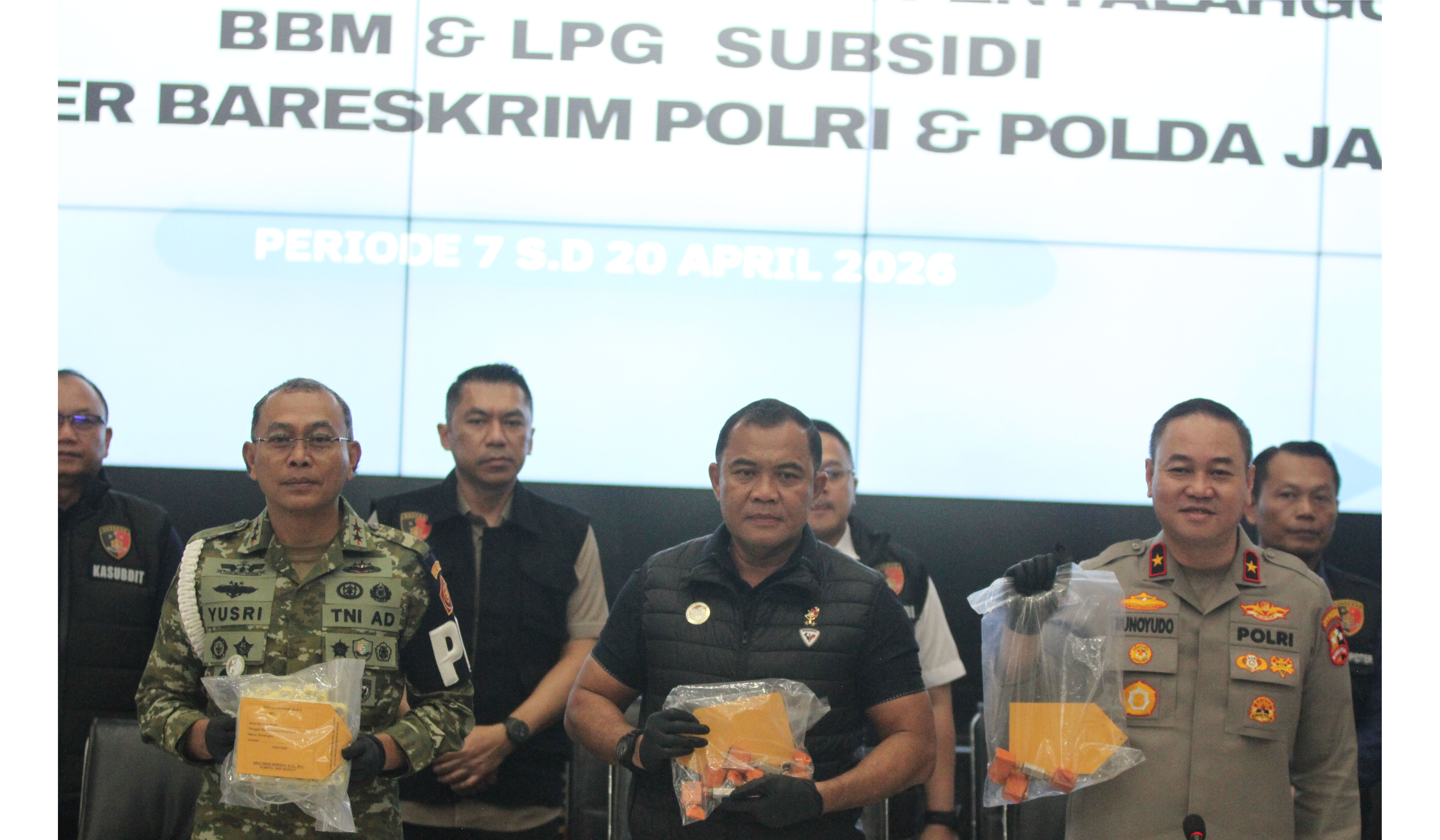 Bareskrim ungkap penyalahgunaan BBM dan LPG Subsidi. (Agus Priatna/SinPo.id)