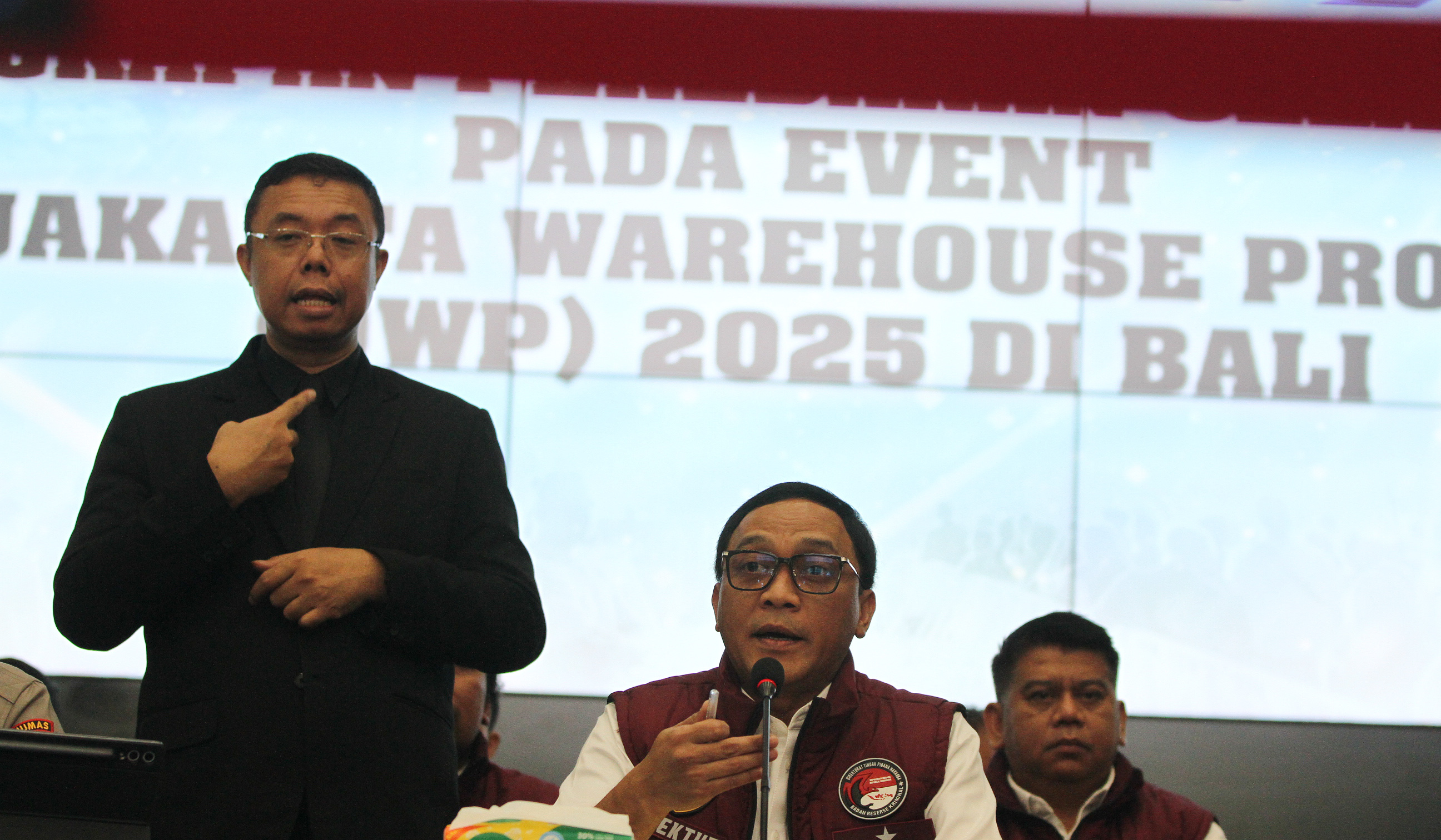 Pengungkapan narkotika jelang DWP Bali. (Agus Priatna/SinPo.id)