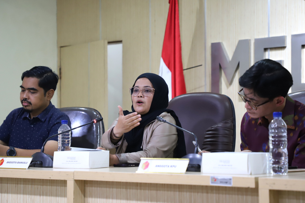 Bawaslu RI menggelar diskusi pentingnya AI dalam pengawasan digital pemilu (Ashar/SinPo.id)