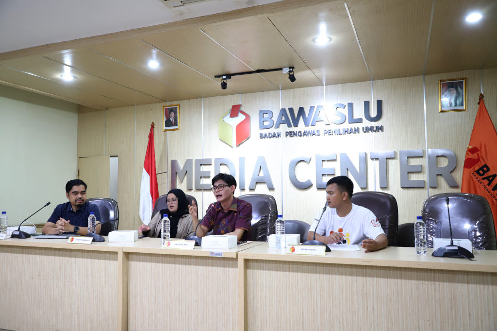 Bawaslu RI menggelar diskusi pentingnya AI dalam pengawasan digital pemilu (Ashar/SinPo.id)