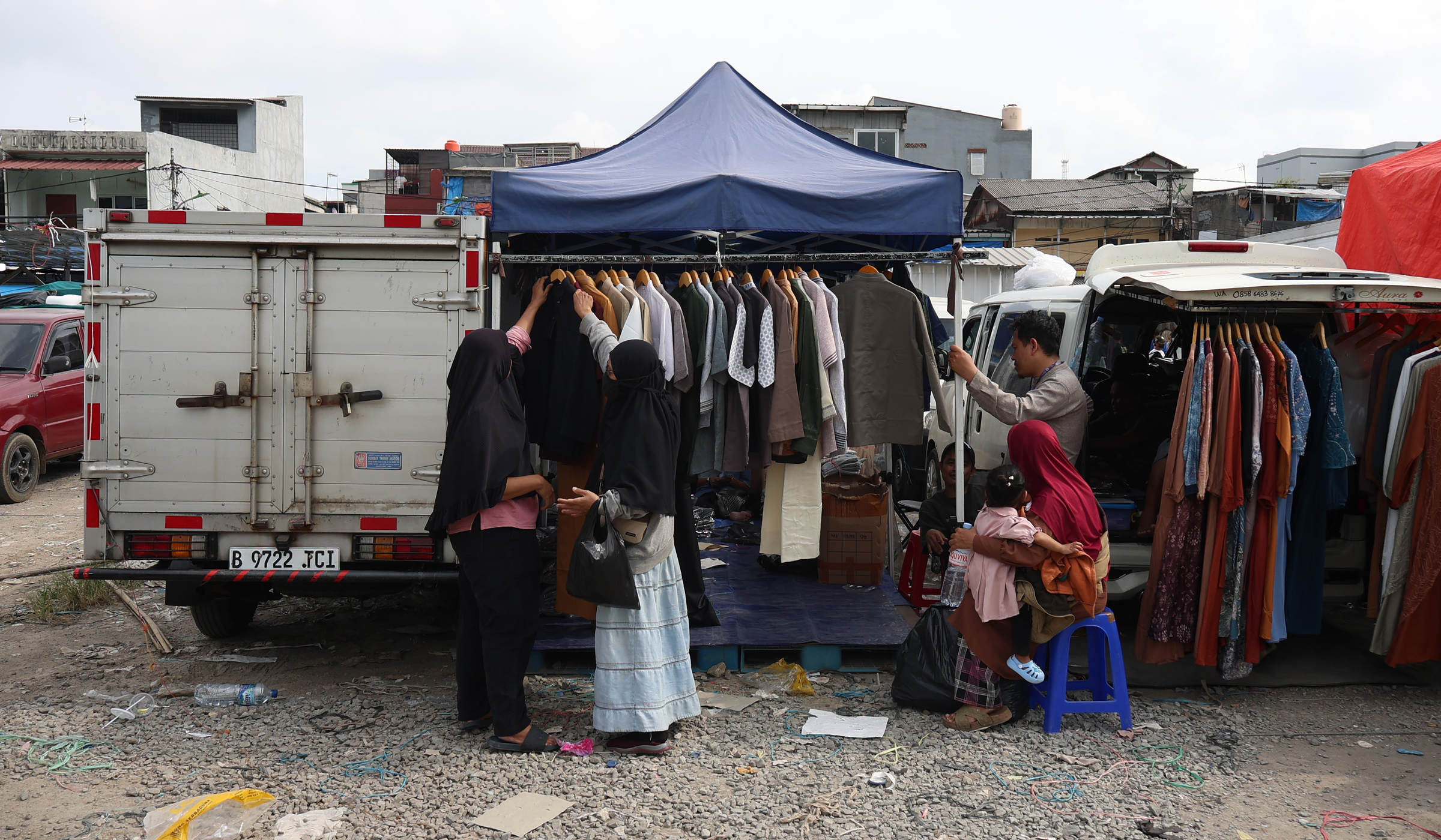 Suasana pasar Tasik, Jakarta. (Agus Priatna/SinPo.id)