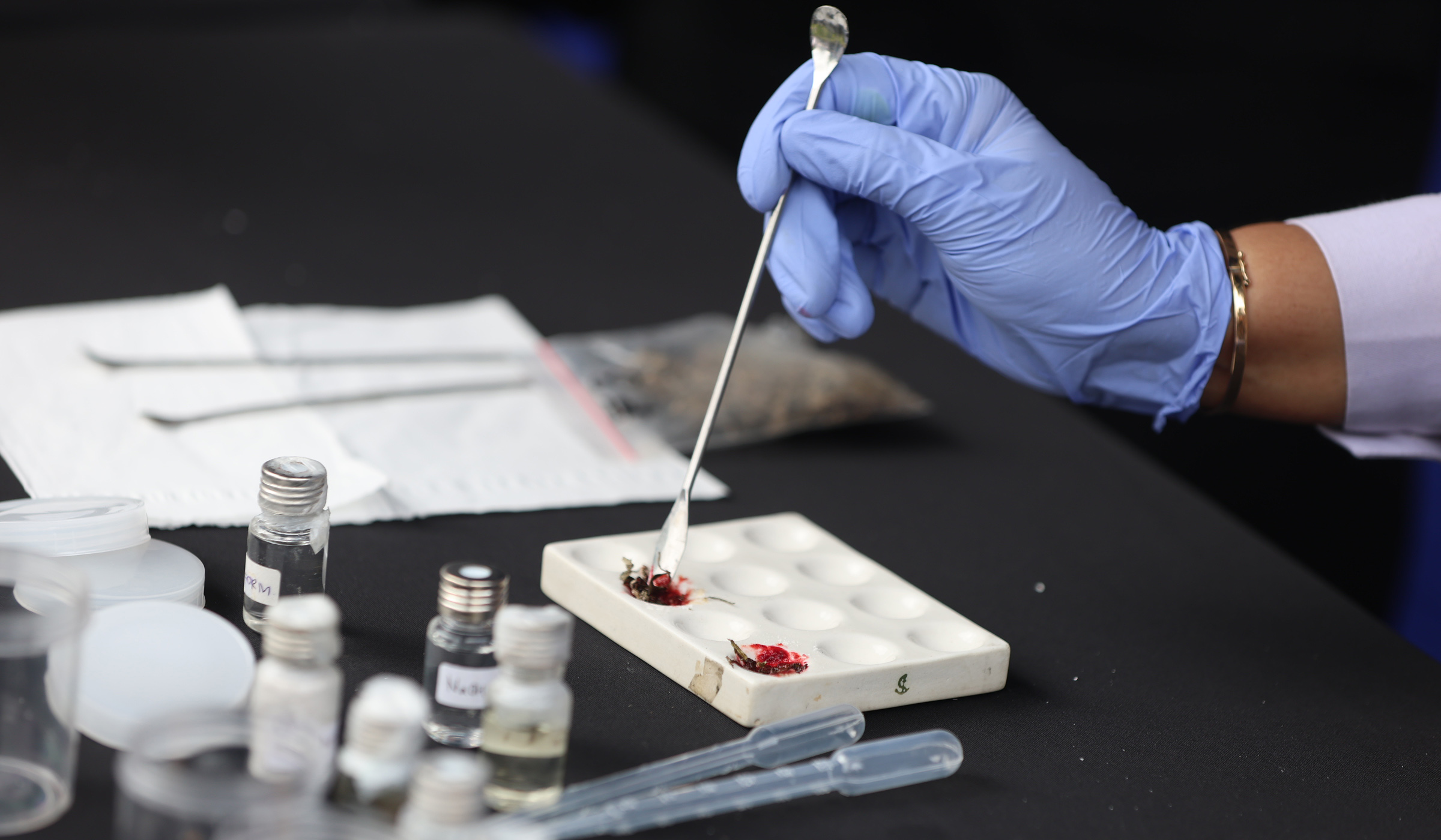 Pemusnahan barang bukti narkotika. (Agus Priatna/SinPo.id)