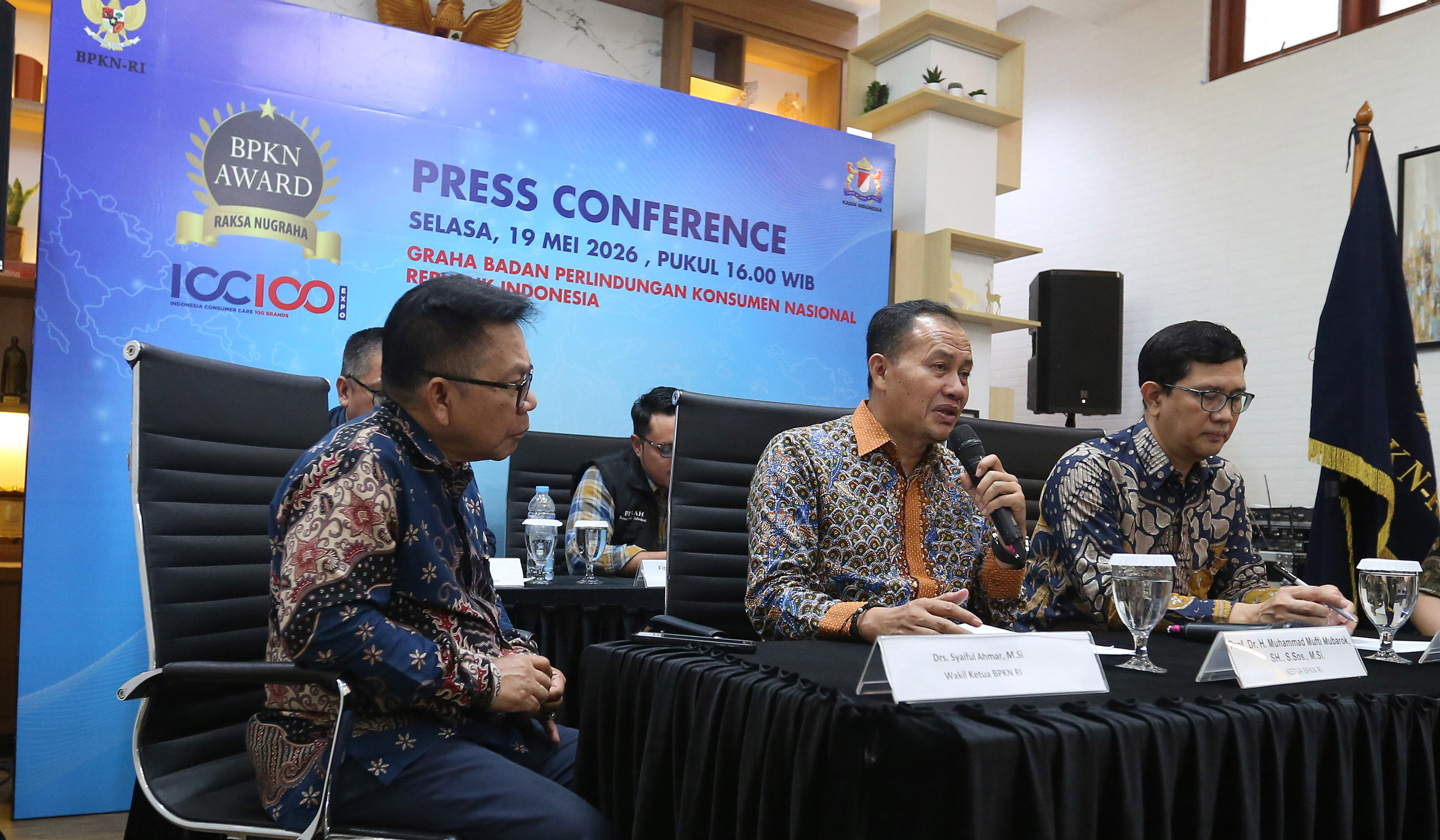 Konferensi pers BPKN Award. (Agus Priatna/SinPo.id)
