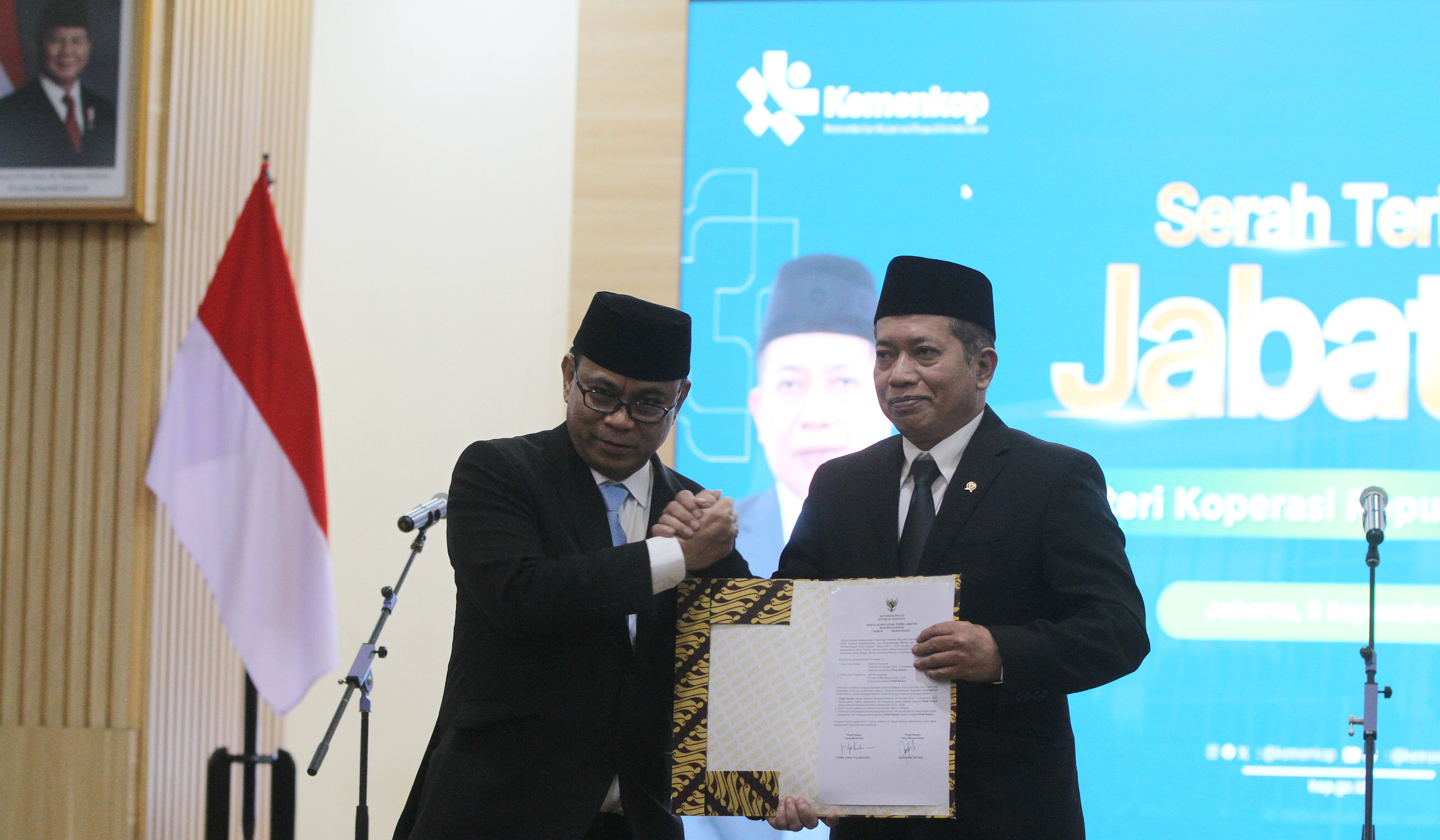 Sertijab Menteri Koperasi. (Agus Priatna/SinPo.id)