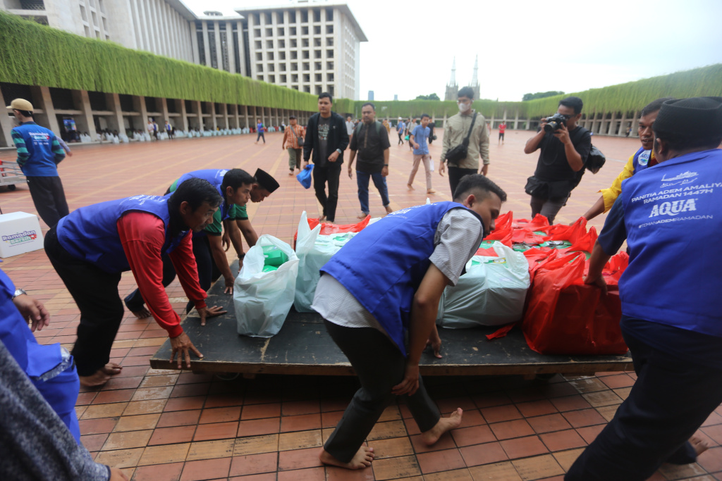 Masjid Istiqlal menggelar buka bersama selama bulan puasa ramadan 1447 H (Ashar/SinPo.id)
