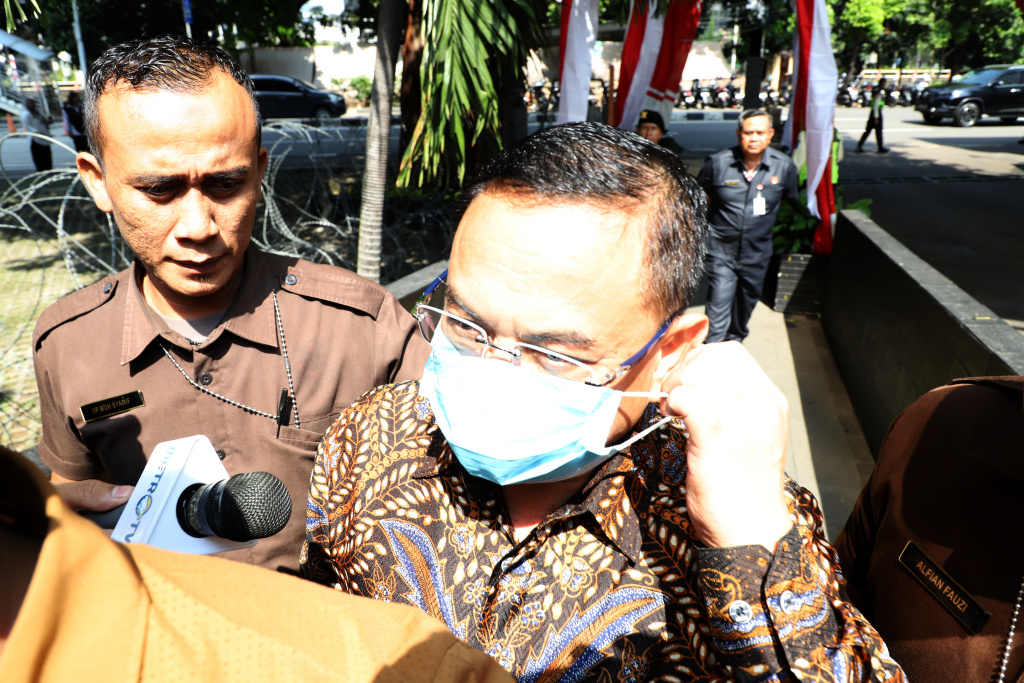 Bupati Pati Sudewo penuhi panggilan KPK sebagai saksi terkait kasus proyek jalur kereta api di DJKA (Ashar/SinPo.id)