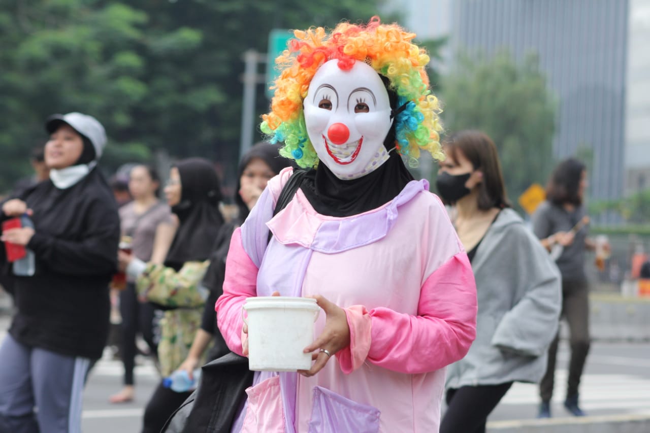 Warga sedang melakukan kegiatan CFD di Sudirman-THmarin (Ashar/SinPo, id)