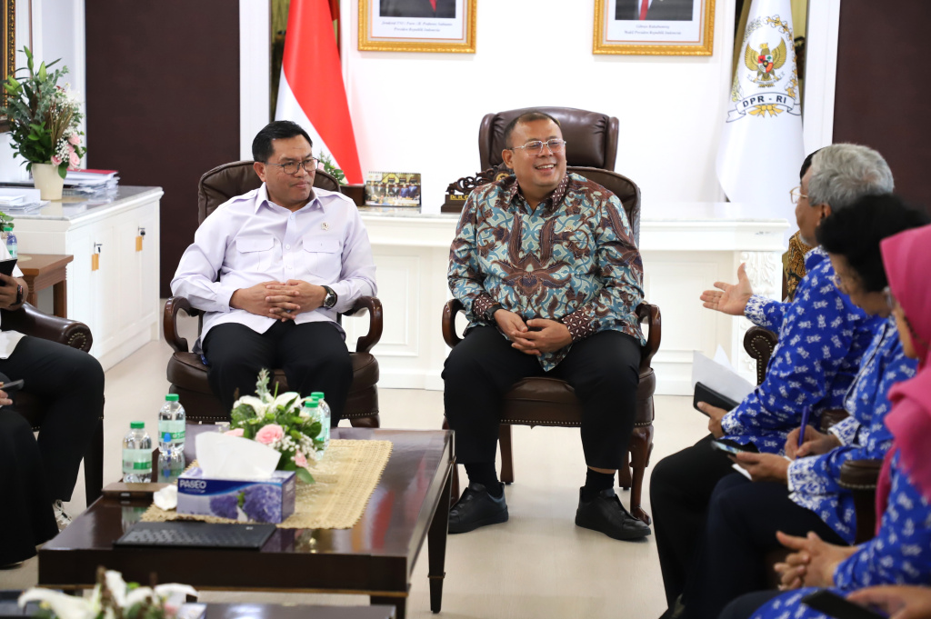 Wakil Ketua DPR RI Cucun Sjamsurijal mengklarifikasi terkait ahli gizi (Ashar/SinPo.id)