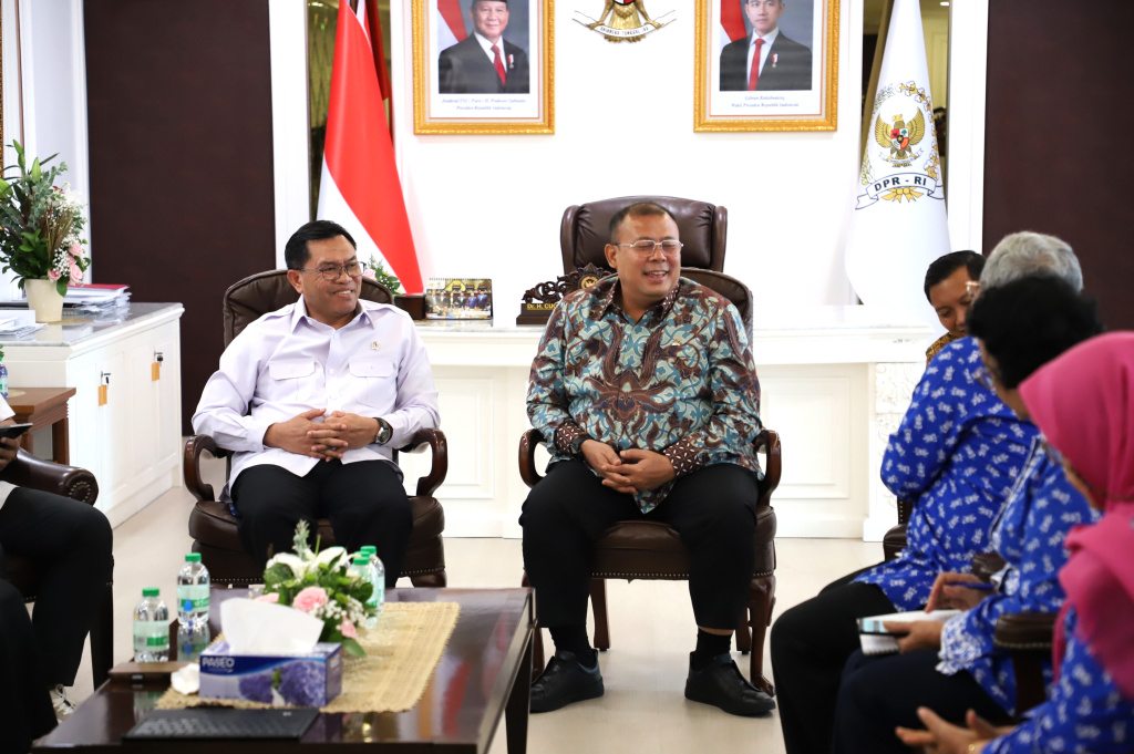 Wakil Ketua DPR RI Cucun Sjamsurijal mengklarifikasi terkait ahli gizi (Ashar/SinPo.id)