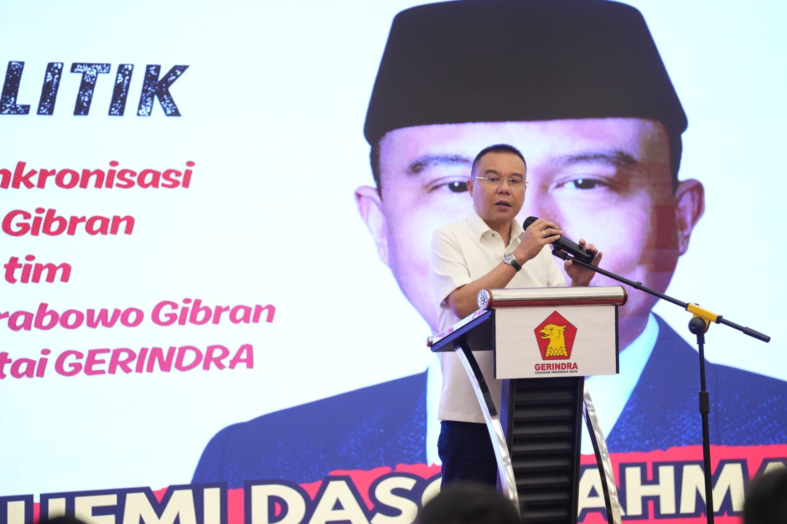 Ketua Harian DPP Gerindra Prof Sufmi Dasco Ahmad hadiri rapat koordinasi pemenangan pilkada Se-Provinsi Banten 2024 (Ashar/SinPo.id)