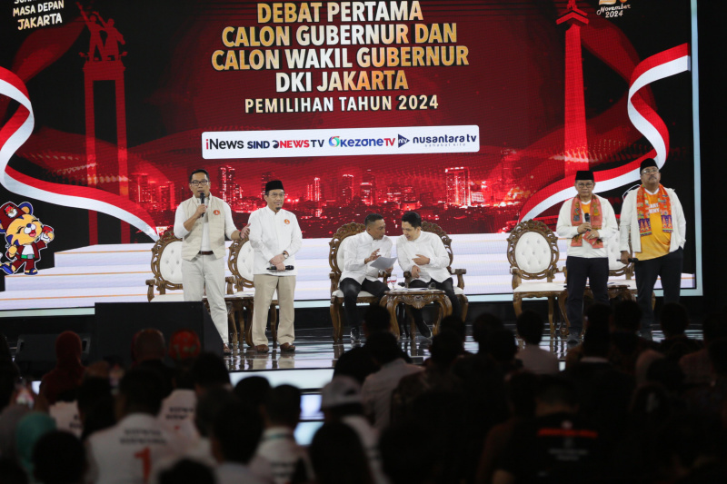 Debat perdana Pilgub Jakarta pasangan Ridwan Kamil-Suswono (RIDO) dengan tema