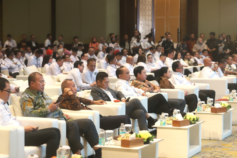 Dekopin menggelar Rapimnas dan pengukuhan pengurus di hotel Sultan (Ashar/SinPo.i)