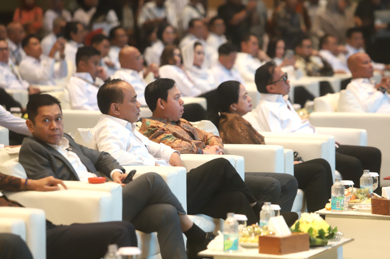 Dekopin menggelar Rapimnas dan pengukuhan pengurus di hotel Sultan (Ashar/SinPo.i)