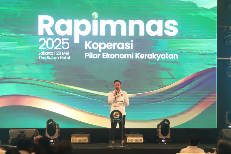 Dekopin menggelar Rapimnas dan pengukuhan pengurus di hotel Sultan (Ashar/SinPo.i)