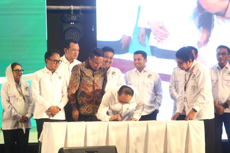 Dekopin menggelar Rapimnas dan pengukuhan pengurus di hotel Sultan (Ashar/SinPo.i)