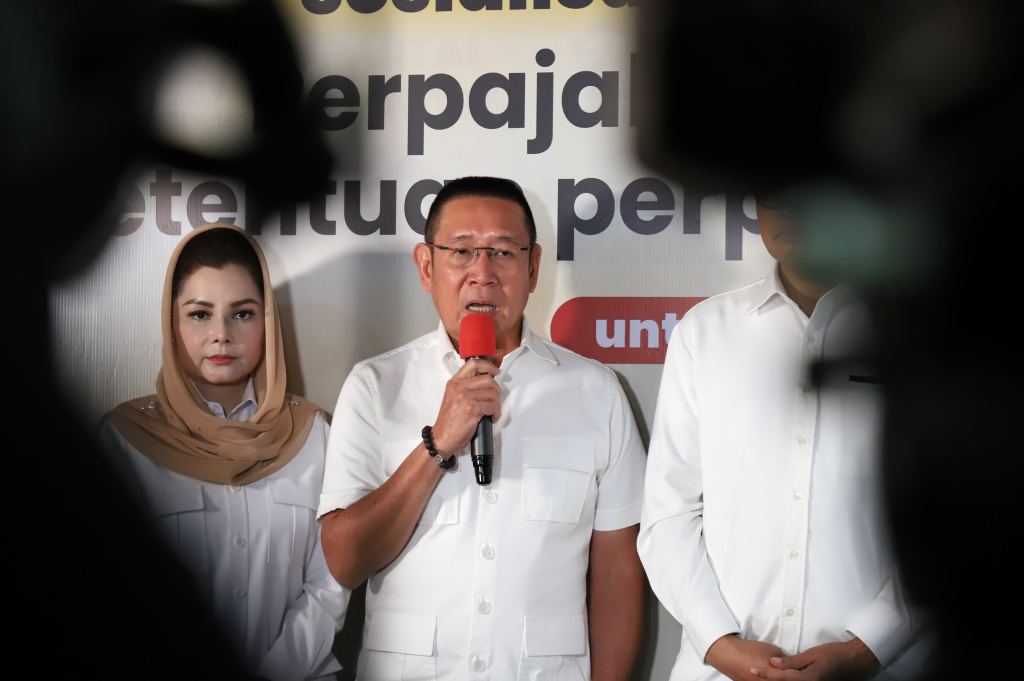 Dirjen Pajak menggelar sosialisasi Sistem Perpajakan Coretax di DPP Gerindra (Ashar/SinPo.id)