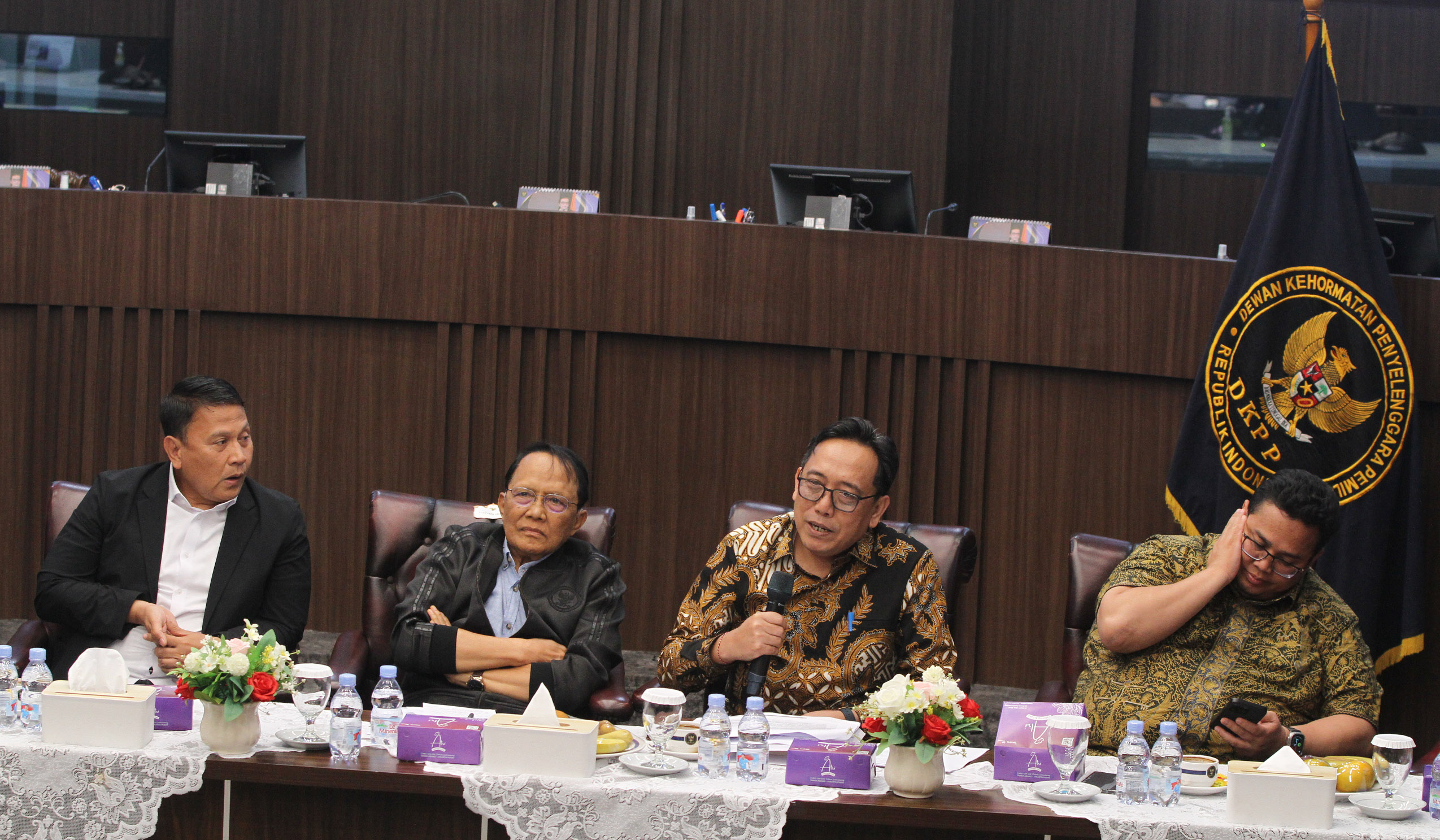 Diskusi DKPP. (Agus Priatna/SinPo.id)