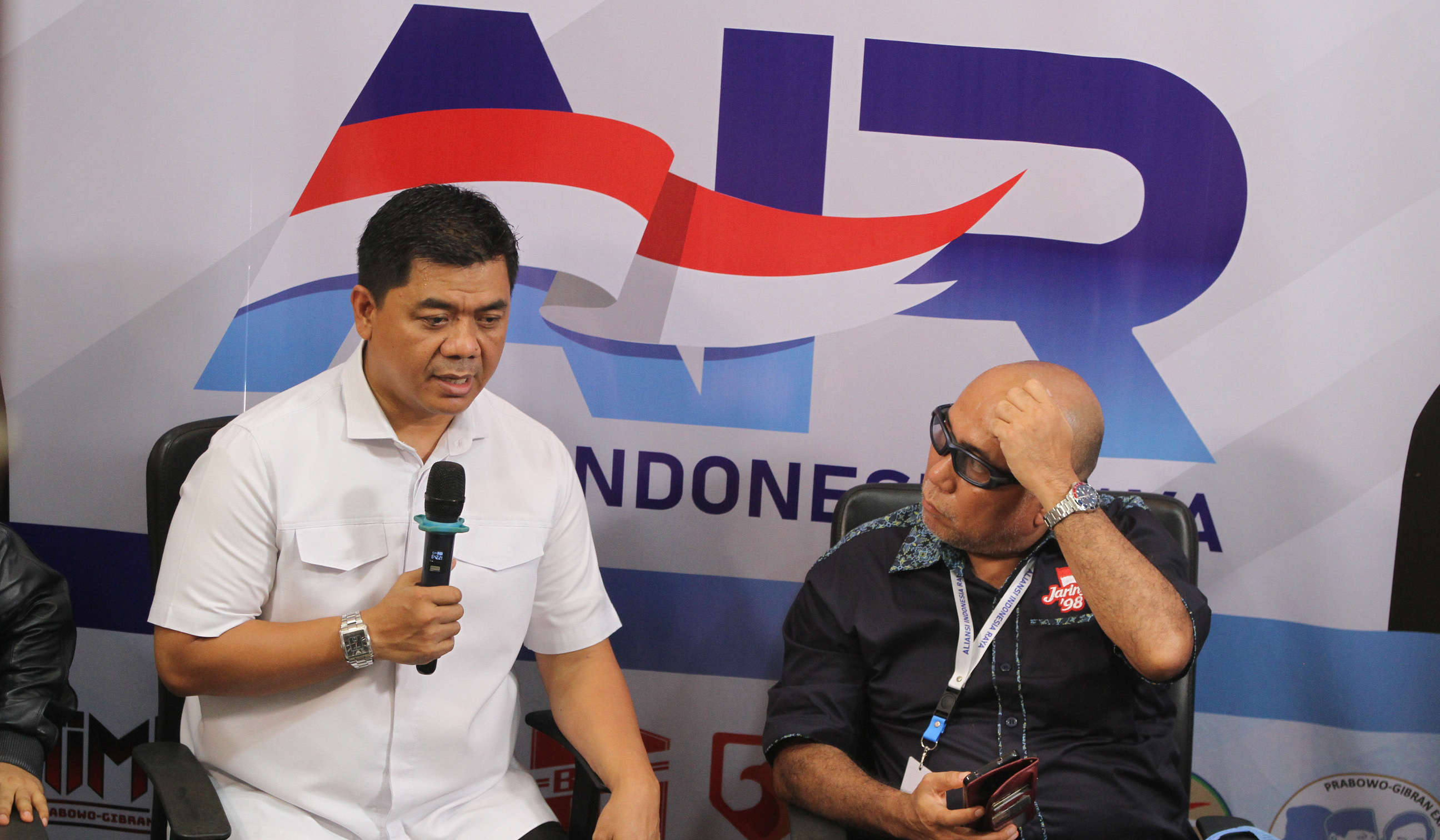 Diskusi publik relawan Prabowo-Gibran. (Agus Priatna/SinPo.id)