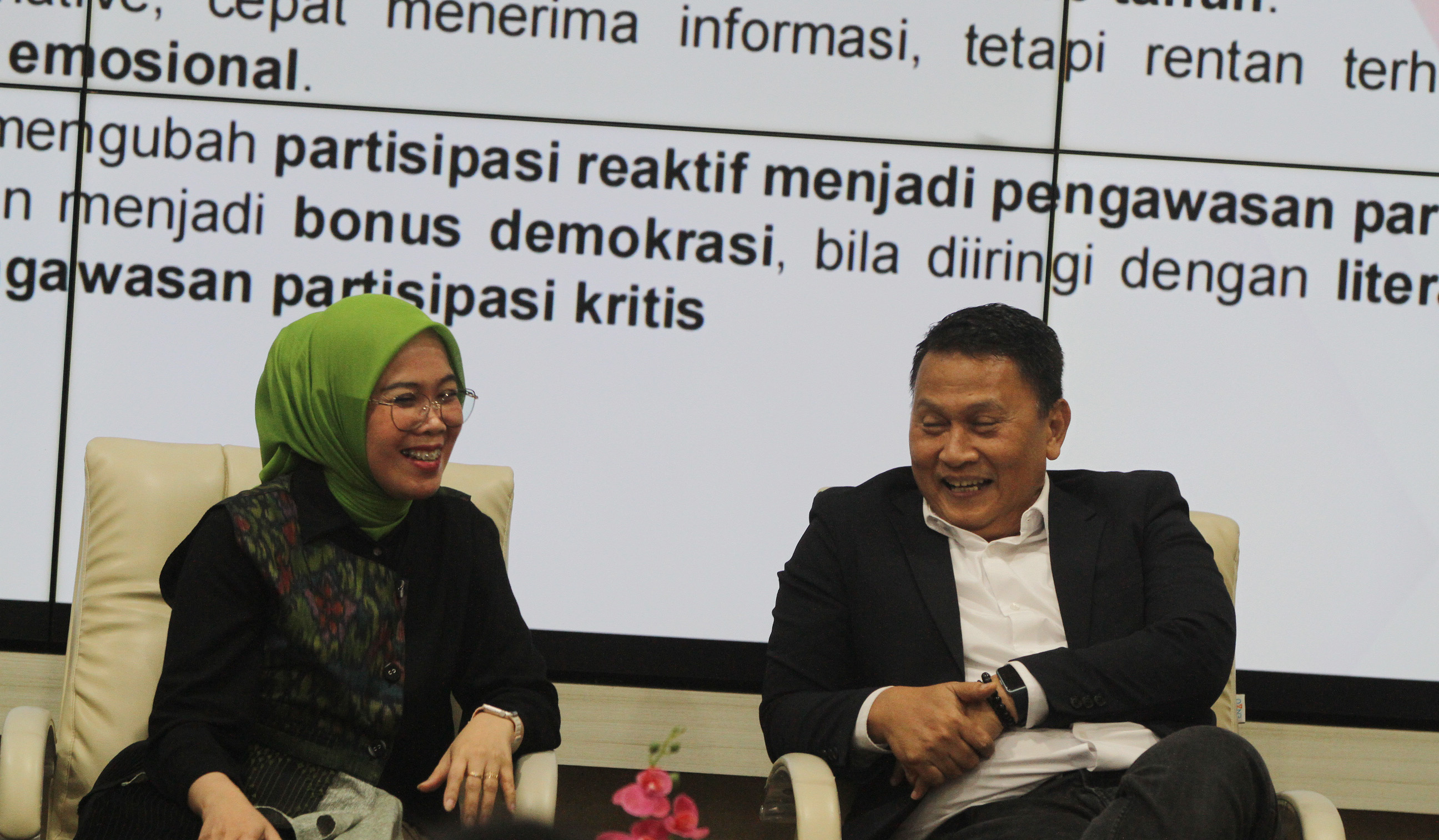 Diskusi publik Tantangan Digitalisasi Pemilu. (Agus Priatna/SinPo.id)