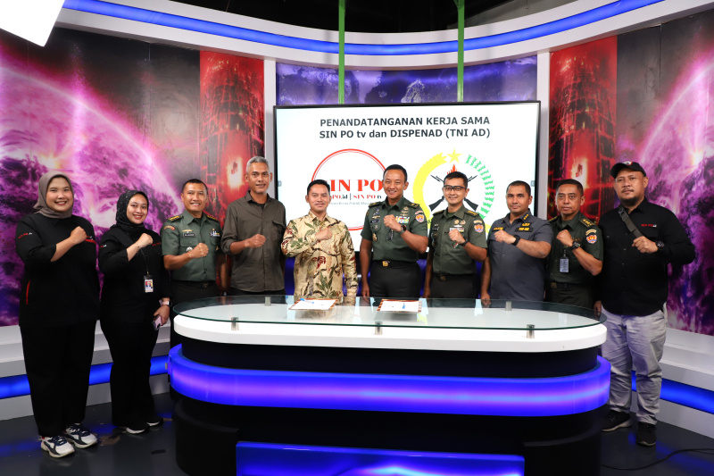 Dinas Penerangan TNI-Ad (Dispenad) melakukan penandatanganan MoU kerja dengan Sinpo Media Group membahas memberitakan kegiatan-kegiatan TNI-AD (Ashar/SinPo.id)