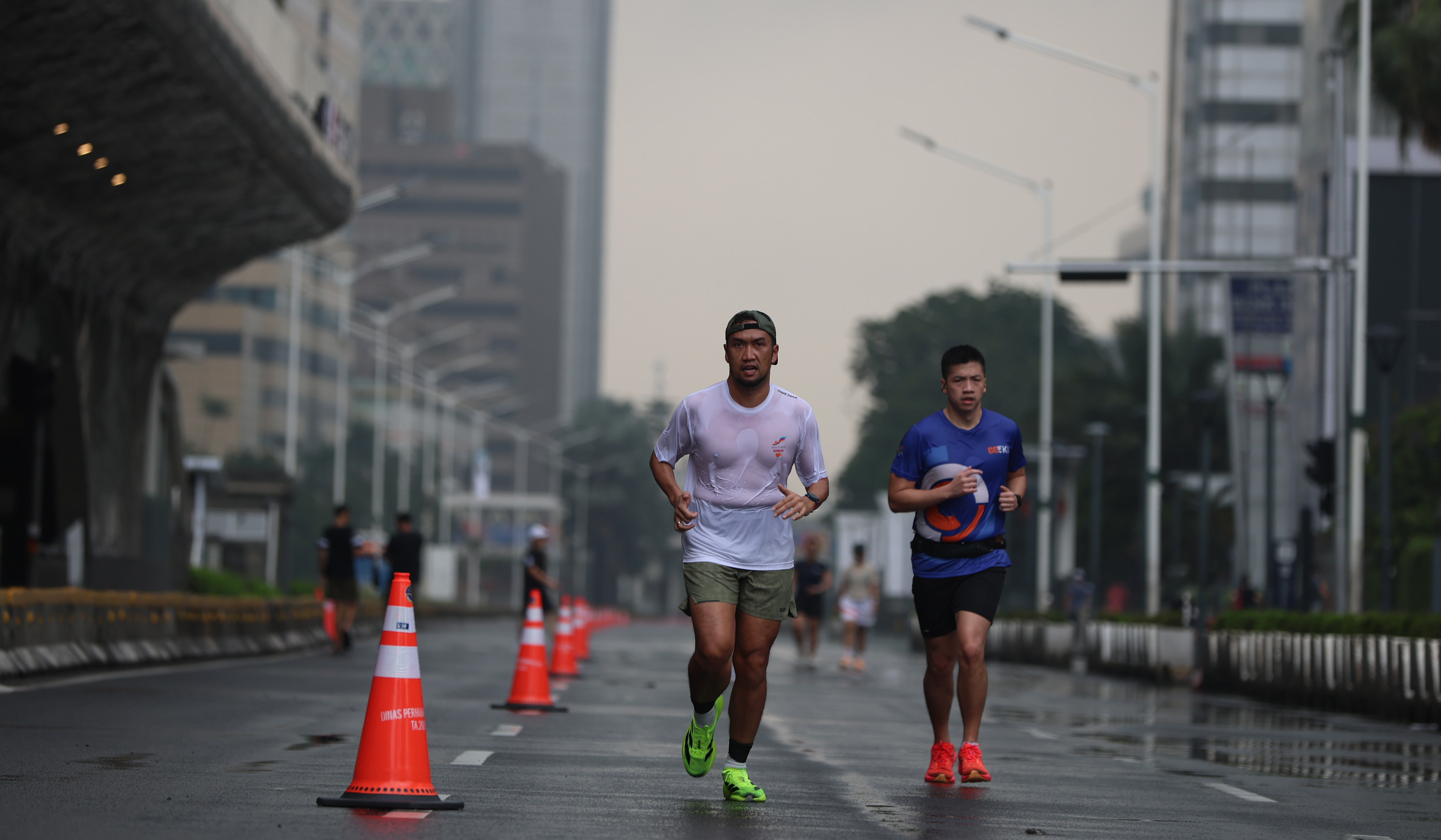 Suasana CFD Jakarta saat pekan pertama Ramadan. (Agus Priatna/SinPo.id)
