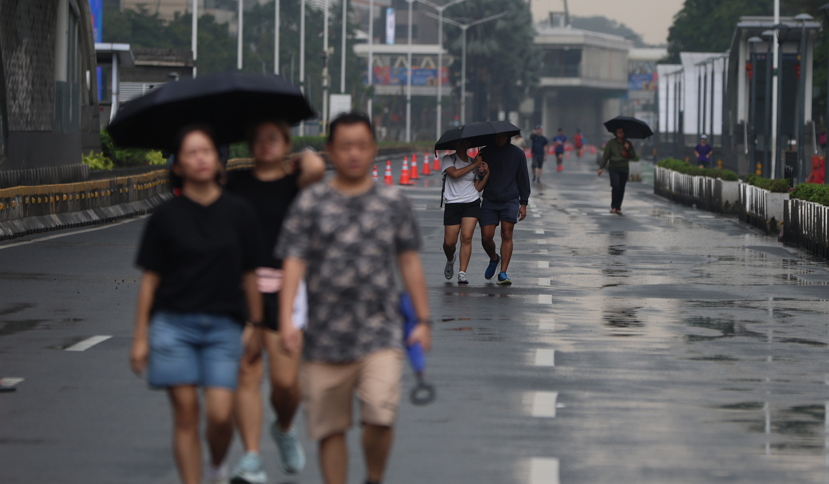 Suasana CFD Jakarta saat pekan pertama Ramadan. (Agus Priatna/SinPo.id)