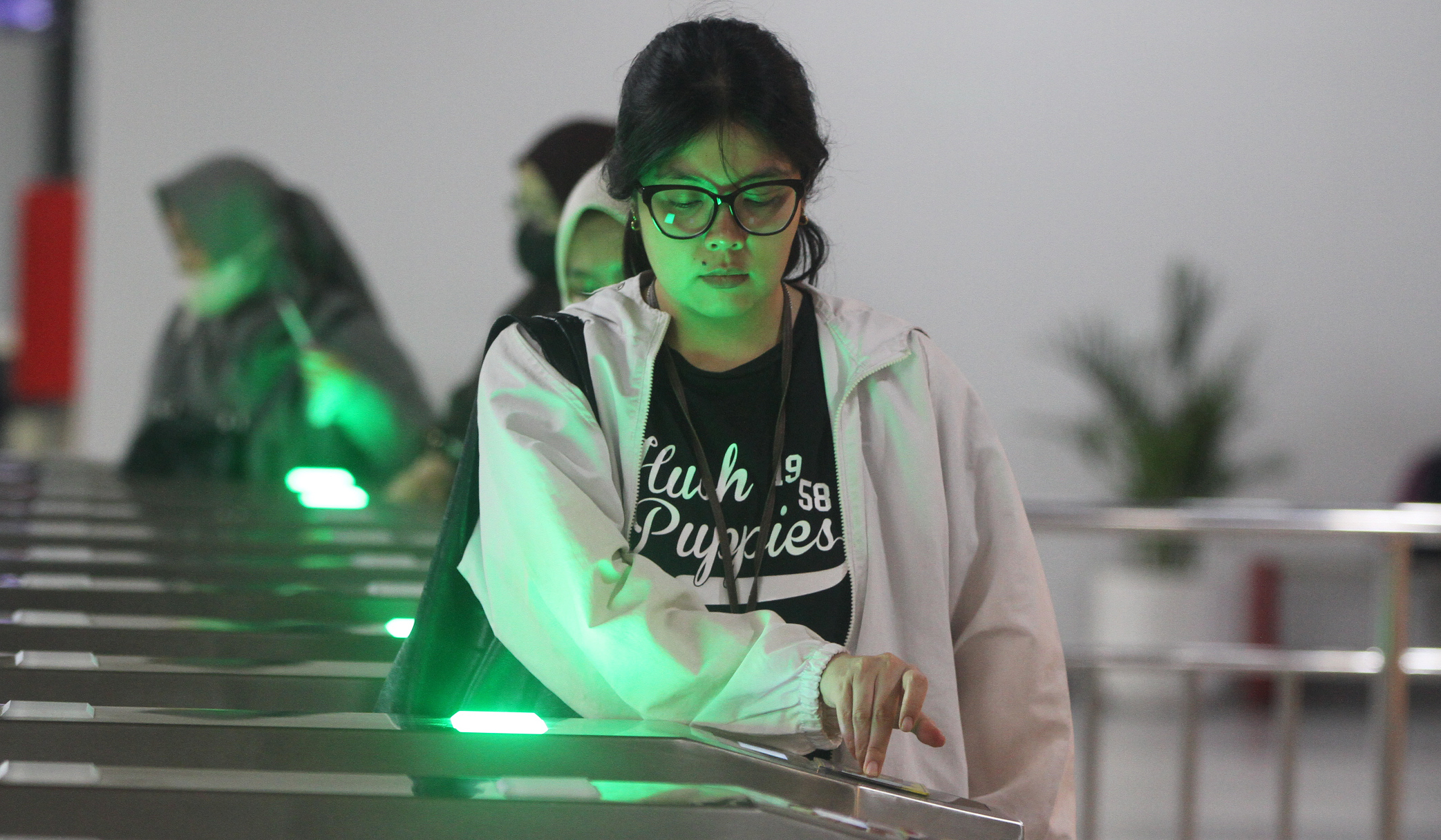 Stasiun Tanah Abang, Jakarta. (Agus Priatna/SinPo.id)