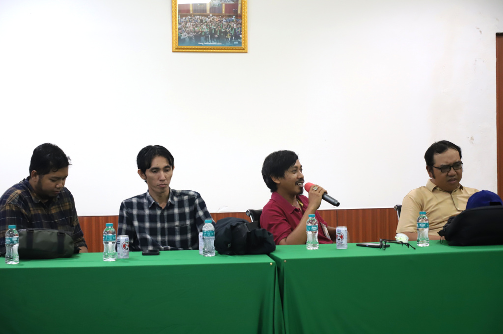 DNIKS menggelar diskusi