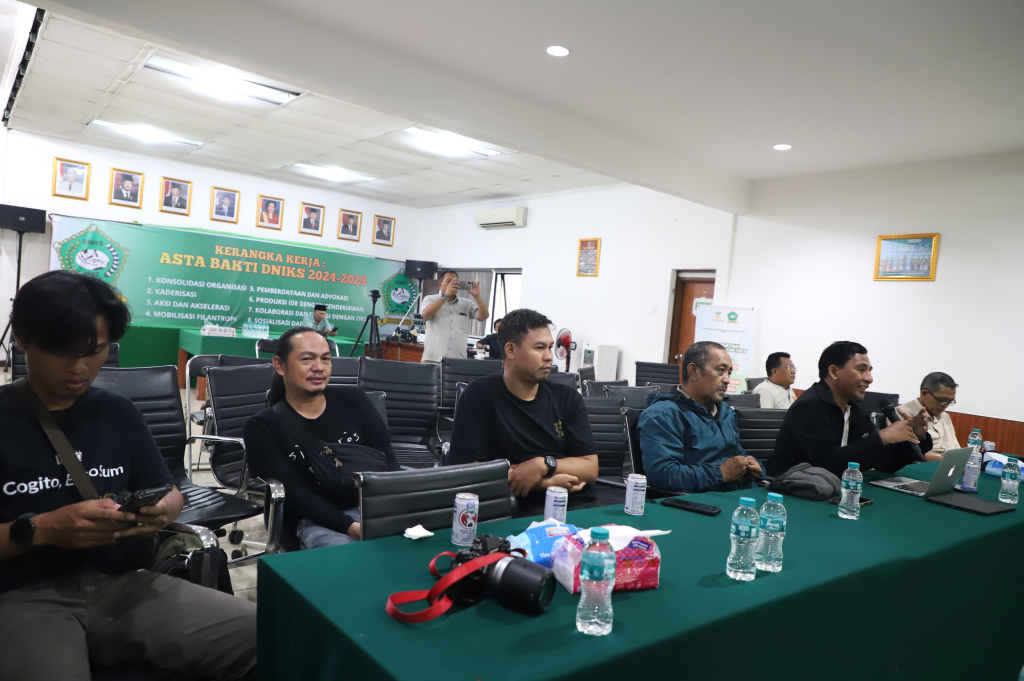DNIKS menggelar diskusi