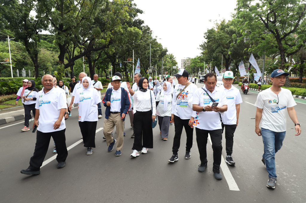 Dewan Nasional Indonesia Untuk Kesejahteraan Sosial (DNIKS) dalam peringati Hari Disabilitas Internasional menggelar Gerak Sehat 2025 (Ashar/SinPo.id)