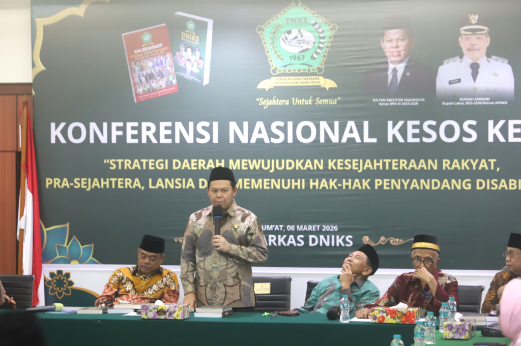 Ketua DPD Sultan Bachtiar Najamudin menghadiri Konferensi Nasional Kesejahteraan Sosial di Kantor DNIKS (Ashar/SinPo.id)