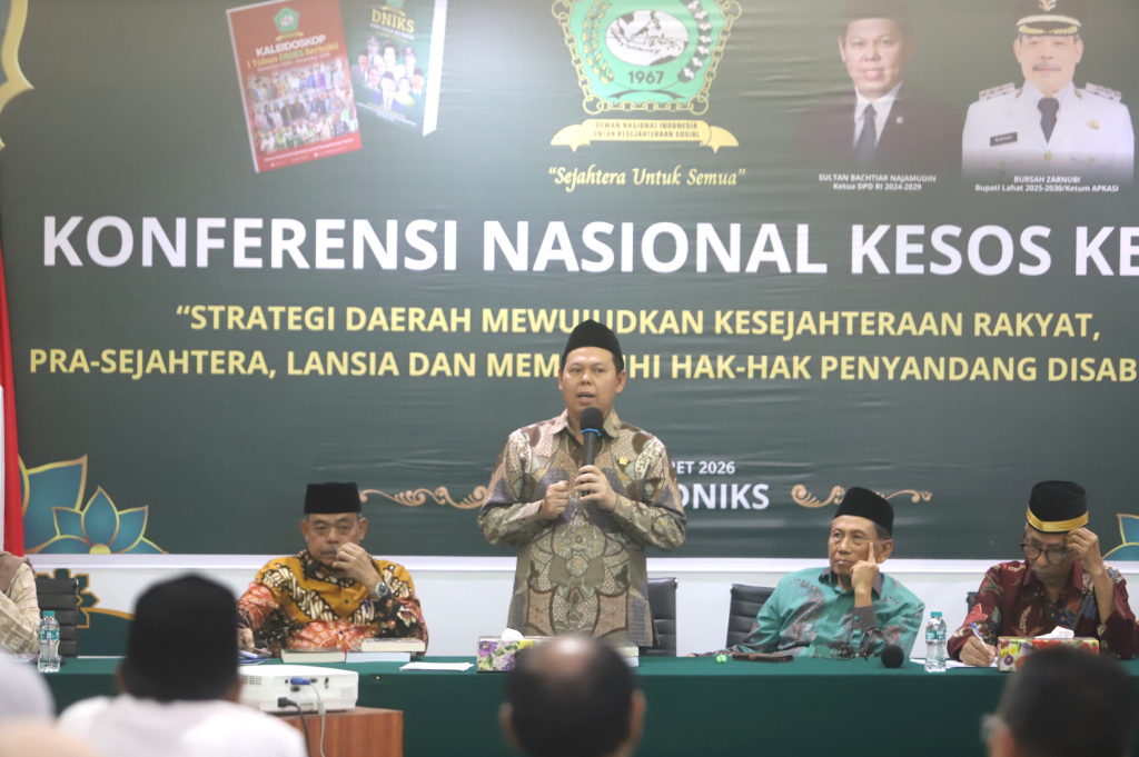 Ketua DPD Sultan Bachtiar Najamudin menghadiri Konferensi Nasional Kesejahteraan Sosial di Kantor DNIKS (Ashar/SinPo.id)