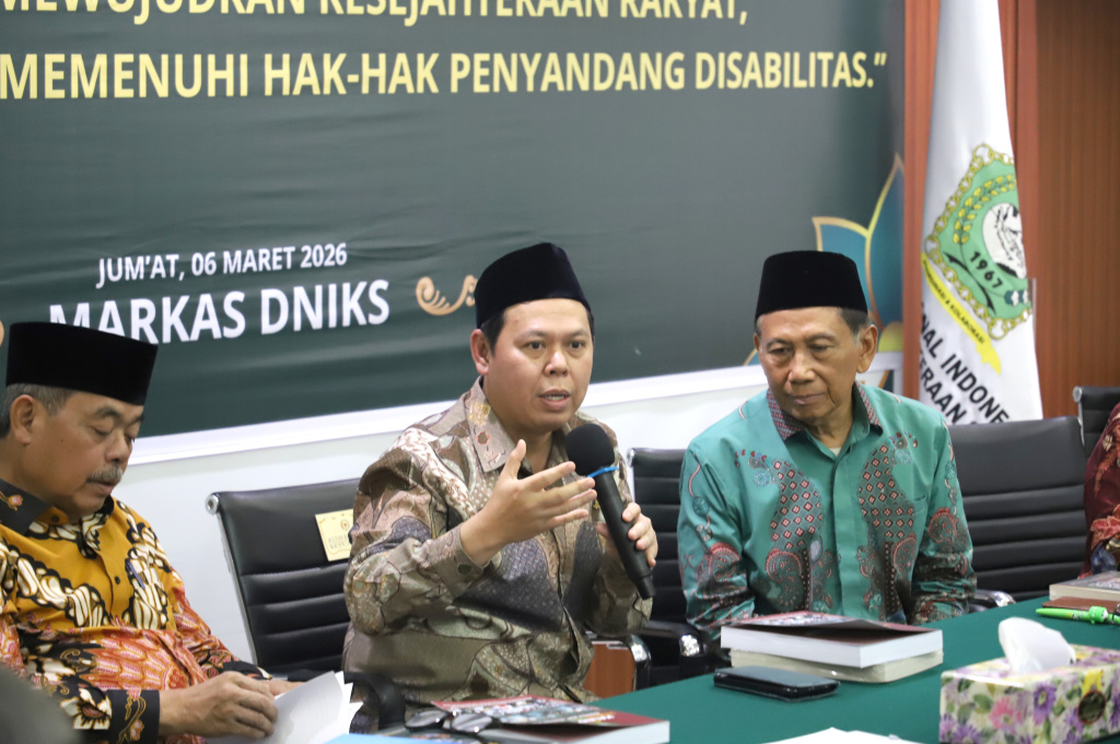 Ketua DPD Sultan Bachtiar Najamudin menghadiri Konferensi Nasional Kesejahteraan Sosial di Kantor DNIKS (Ashar/SinPo.id)